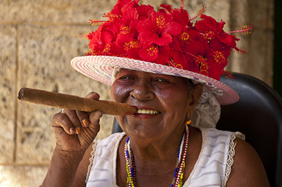 Cuban woman, Dandy cuban, Havana, Cuba